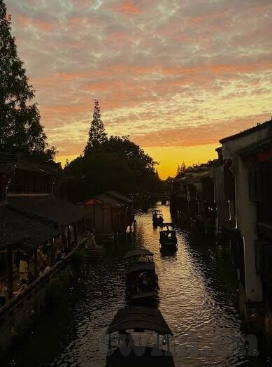 不卡国产一区二区-国产一区二区，流畅体验的背后